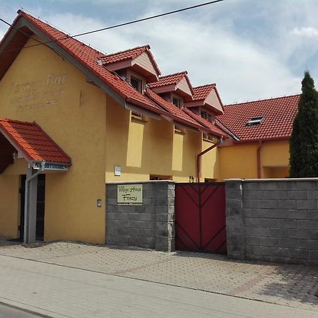 Village House Fonzy Hrabušice Buitenkant foto